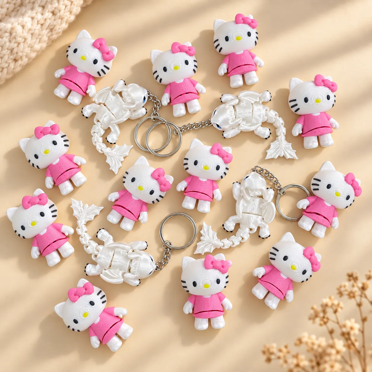 Брелоки Hello Kitty та білі дракони